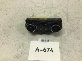 677.DA1J12 NISSAN Front Ac Climate Control Heater Switch