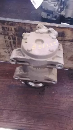 682-59011 NISSAN Ac Compressor Infiniti #2