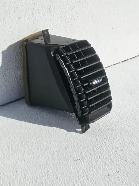 68751-EA100 NISSAN Right Center Middle Dash Air Vent Frontier #2