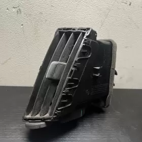 68751-JK00A NISSAN Center Right Dash Air Vent G35 Infiniti #3