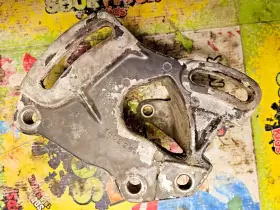 1602289 CADILLAC Power Steering Pump Bracket 500