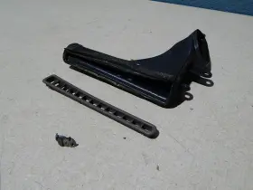 55813-33010 LEXUS Passenger Right Front Defrost Duct Grille