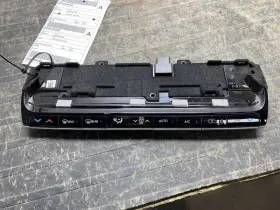 655.AM8222 JEEP Temperature Control Wagoneer