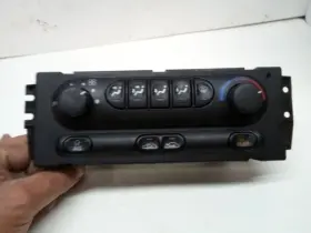 655-00841 OLDSMOBILE Temperature Control Manual Intrigue