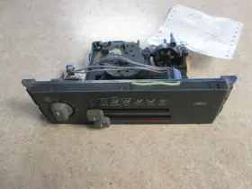 655-00781 PONTIAC Heater Temperature Control Ac Rear Defrost