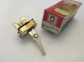 7304165 PONTIAC GTO LEMANS TEMPEST DELCO INDAK GM Nos Hvac Ac