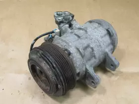 047200-4161 PORSCHE Air Compressor 944