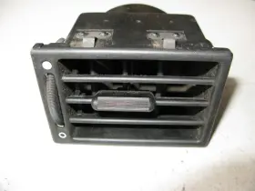 91157204200 PORSCHE Dash Vent