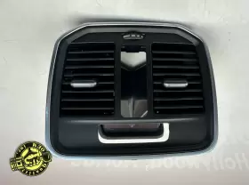 95B819203F PORSCHE Macan Center Console Rear Air Vent Grille