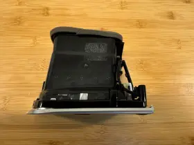 95B819702E PORSCHE Macan Right Dash Air Vent #3