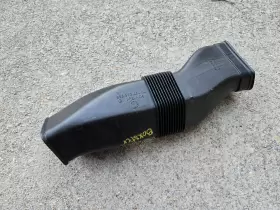 996.572.464.00 PORSCHE Right Air Intake Duct 911 Boxster