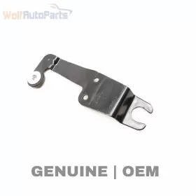 9J1816576A PORSCHE Taycan Ac Expansion Valve Mount Bracket