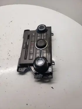 LR070848 ROVER Temperature Control Front Rear Climate #2