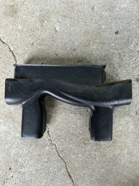 22724566 SATURN Ion Duct #3