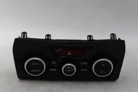 72311SJ591 SUBARU Temperature Control Forester