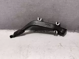 1053041-00-C TESLA Passenger Mergon Defrost Duct Right Mx