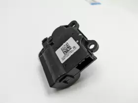 1500640-00-A TESLA Heater Flap Actuator #2