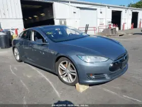 679.TS1S13 TESLA Ac Condenser