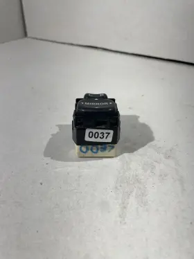 183574 TOYOTA Mirror Control Switch Highlander #3