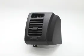 55650-35070 TOYOTA Front Right Vent Dash 200 4RUNNER