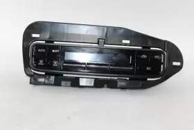 55900-02A30 TOYOTA Temperature Control Corolla