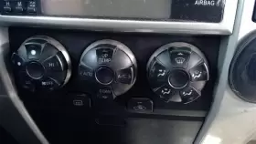 655-51588 TOYOTA Temperature Control Cd Runner