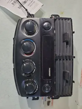 655-51709 TOYOTA Temperature Control Front Ac Xle Sienna