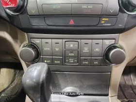 655-52129 TOYOTA Temperature Control Ac Automatic Highlander