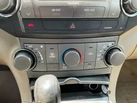 655-52131 TOYOTA Temperature Control Front Highlander