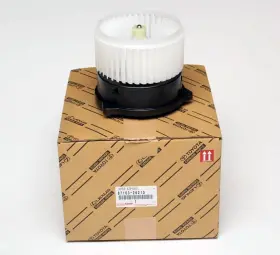 8710326210 TOYOTA Motor Blower Fan