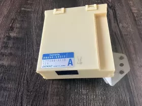 88650-60212 TOYOTA Land Amplifier Module Lx Lexus Cruiser