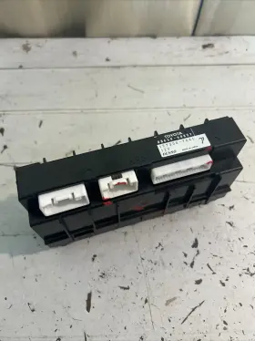 88650-60850 TOYOTA Land Air Amplifier Module Lx Cruiser