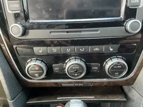 655-58888 VOLKSWAGEN Temperature Control Dual Zone Passat