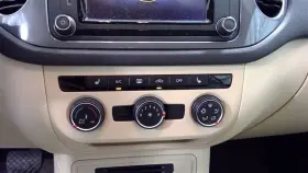 655-72760 VOLKSWAGEN Temperature Control Ac Heated Seats Zone