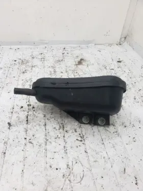 8D0131541B VOLKSWAGEN Vacuum Pressure Tank Passat #2