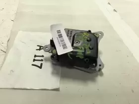 M8679001 VOLKSWAGEN Heater Air Flap Actuator Routan #3