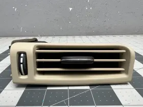 39802490 VOLVO Rear Right Pillar Air Vent S60 V60 #2