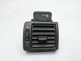 39879331 VOLVO Left Dashboard Air Conditioning Heater Vent