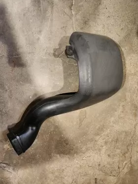 8624986 VOLVO Front Air Duct XC90