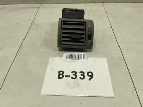 Y011030 VOLVO Front Left Driver Dash Air Vent