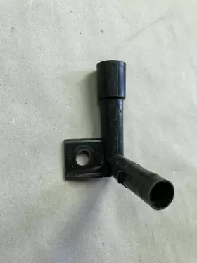 113-818-533 VW Elbow Trunk Air Box Control Drain Hose Beetle