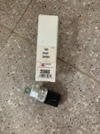 A/c Clutch Cycle Switch-pressure Switch 4 Seasons. Fixed Price $20.00.