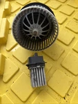 Range Rover Volvo S60 V60 V70 Xc70 Xc60 Heater Motor Resistor 6g9n-18d413. Fixed Price $57.89.