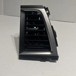 Toyota Highlander Vent, Dashboard, Inner Right 55680-0e040. Fixed Price $50.00.