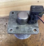 Mercedes W126 300sd 500sel 420sel 560sel Mono-valve Assembly 0008303784. Fixed Price $150.00.