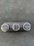 2015-2017 Jeep Renegade Temperature Control Panel With Ac 6lw60lxhaa. Fixed Price $49.00.