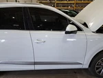 2017 Q7 Audi Right Passenger Side Front Door Assembly Color: Pearl Ls9r. Fixed Price $670.00.