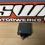 2001 2002 2003 Lexus Ls430 Headlamp Level Module 89960-50060. Fixed Price $24.95.
