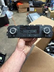 11-17 Vw Touareg 7p Hvac Climate Control Temperature Heated Seat 89k 7p6907040bk. Fixed Price $50.00.
